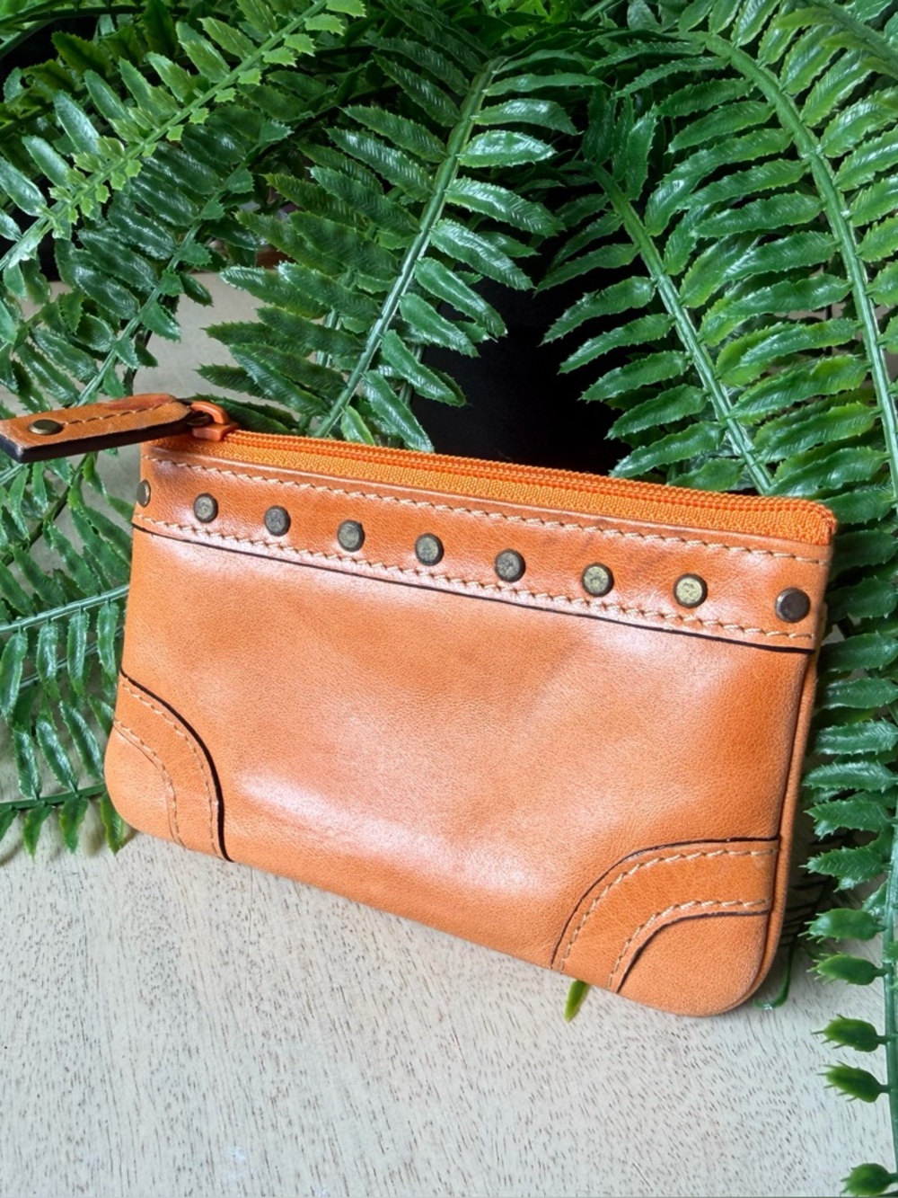 Fossil Leather Zip Coin Pouch studded Orange leather Y2K Never Used